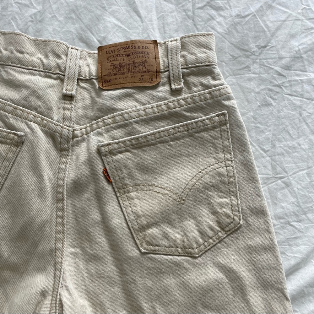 Levi relaxed fit jeans